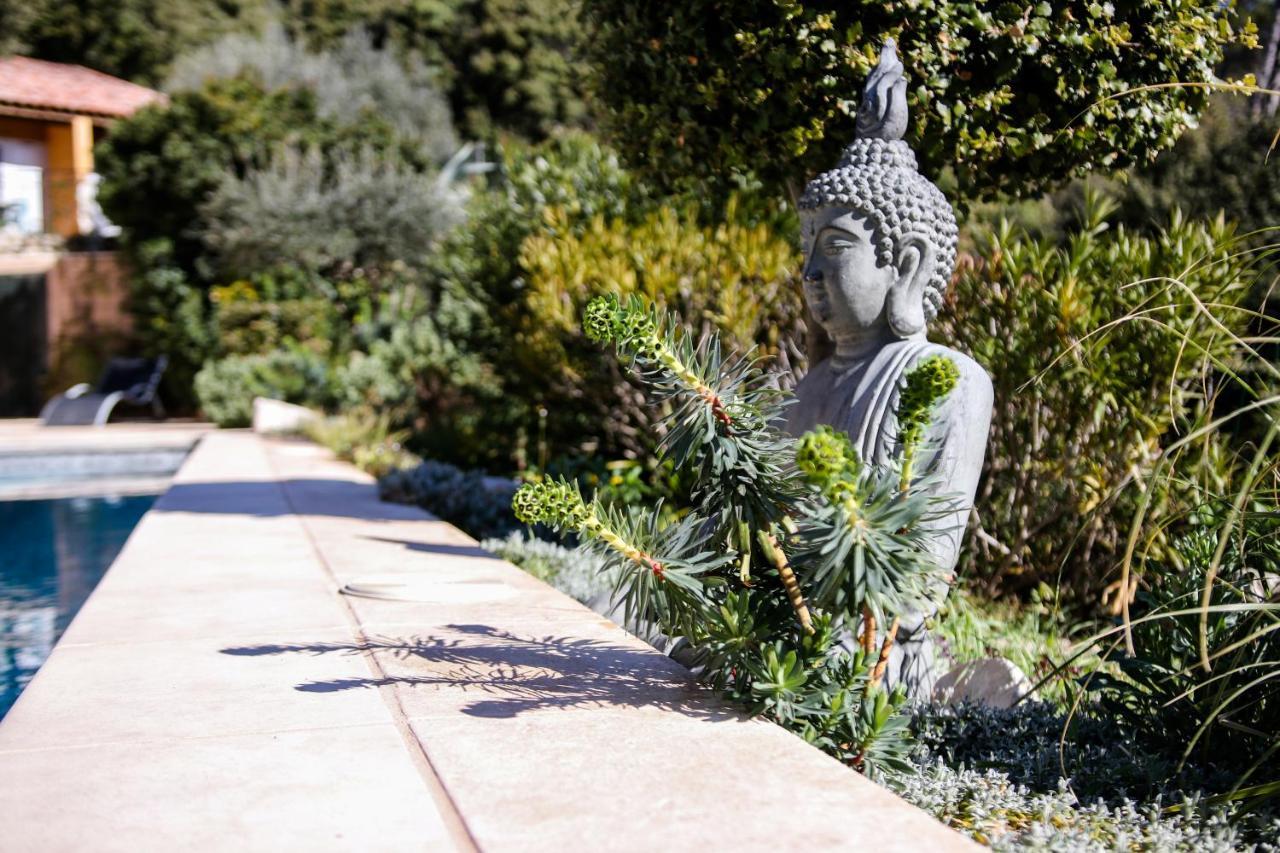 Les Arbousiers Village Hotel Provencal La Roquebrussanne 外观 照片