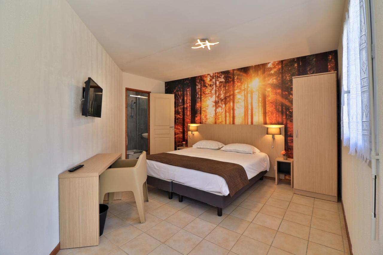 Les Arbousiers Village Hotel Provencal La Roquebrussanne 外观 照片