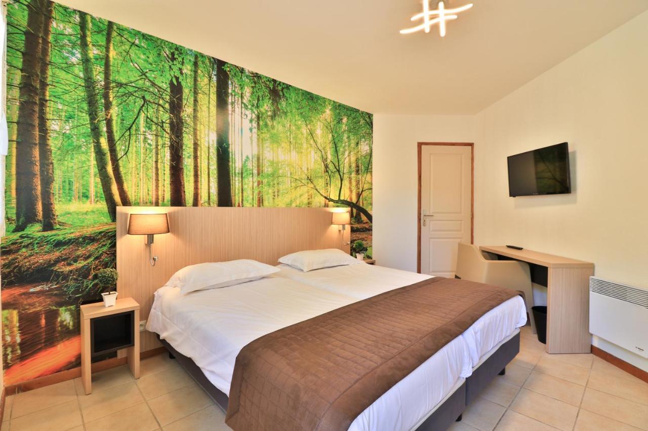 Les Arbousiers Village Hotel Provencal La Roquebrussanne 外观 照片