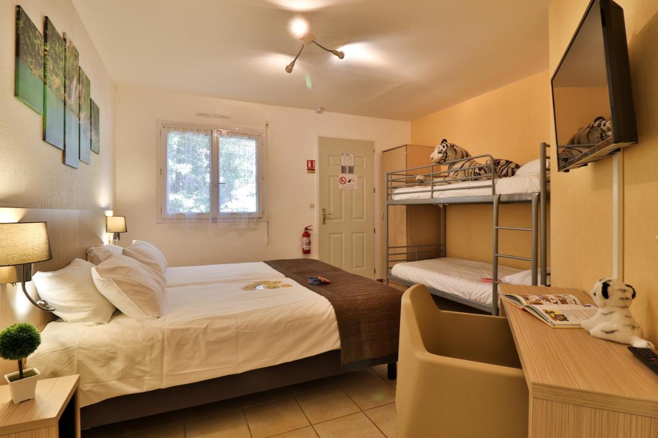 Les Arbousiers Village Hotel Provencal La Roquebrussanne 外观 照片